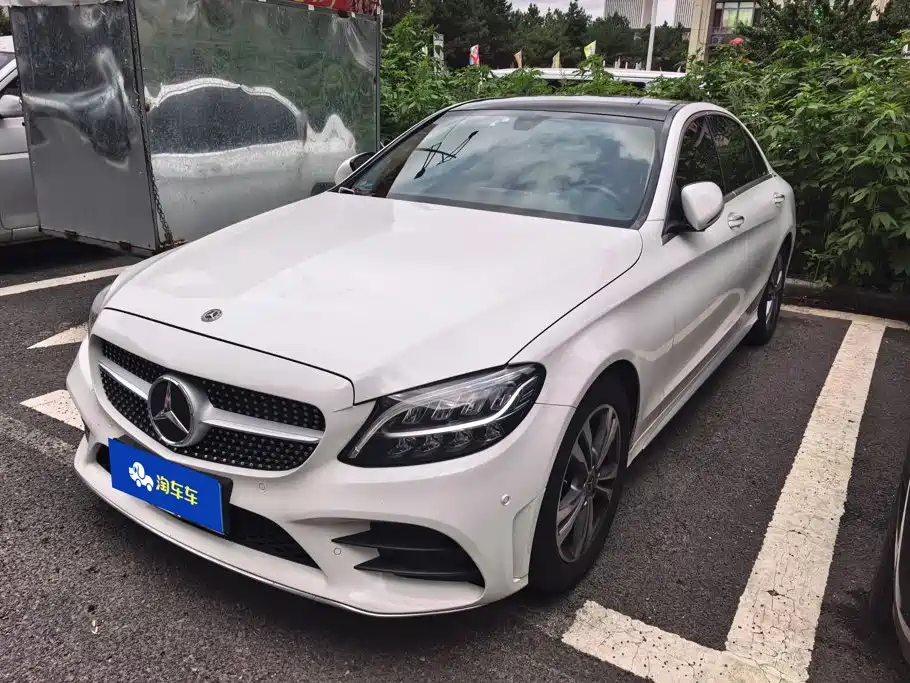 Mercedes-Benz C-Class 2021