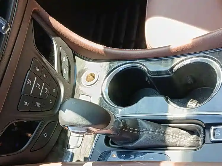 Buick Envision Plus 2015 — фото 14