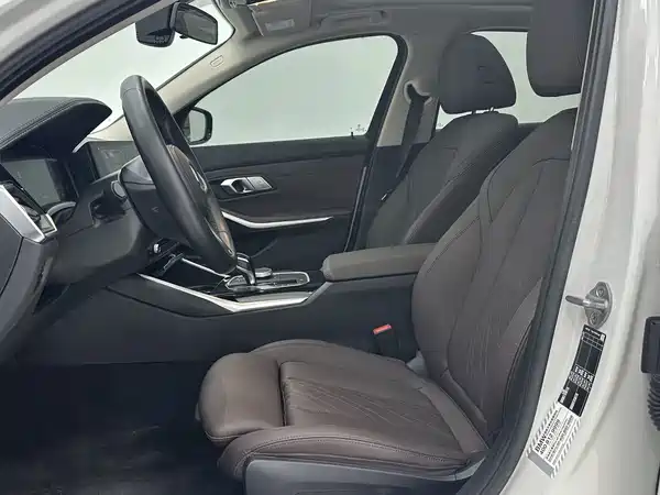 BMW 3 Series 2022
