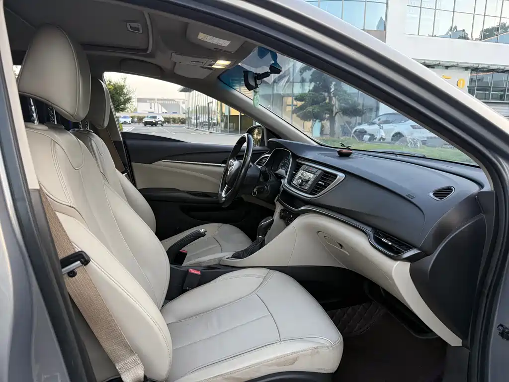 Buick Excelle 2018 — фото 14