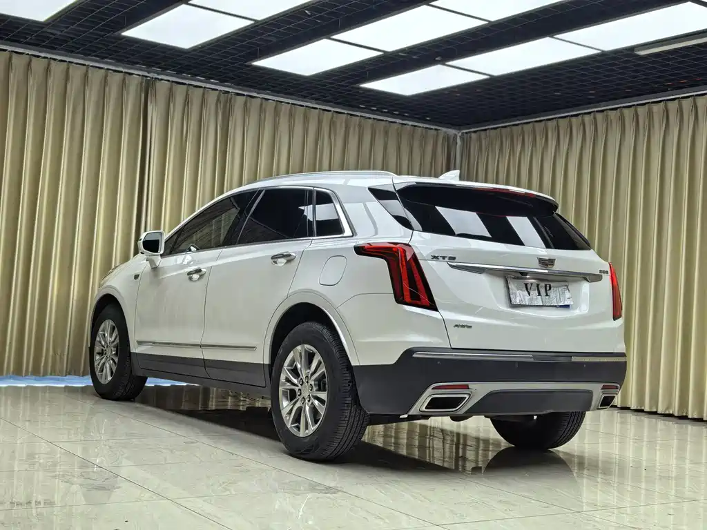 Cadillac XT5 2021 — фото 27