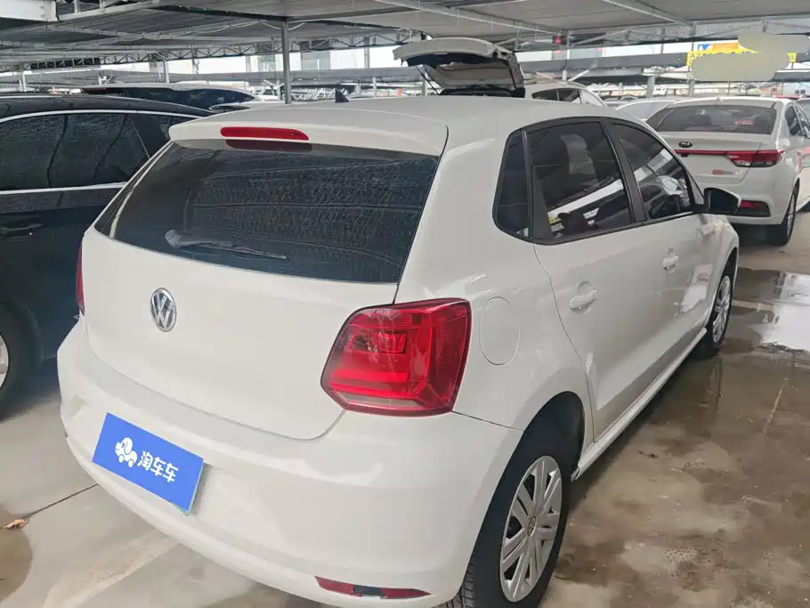 Volkswagen Polo 2015
