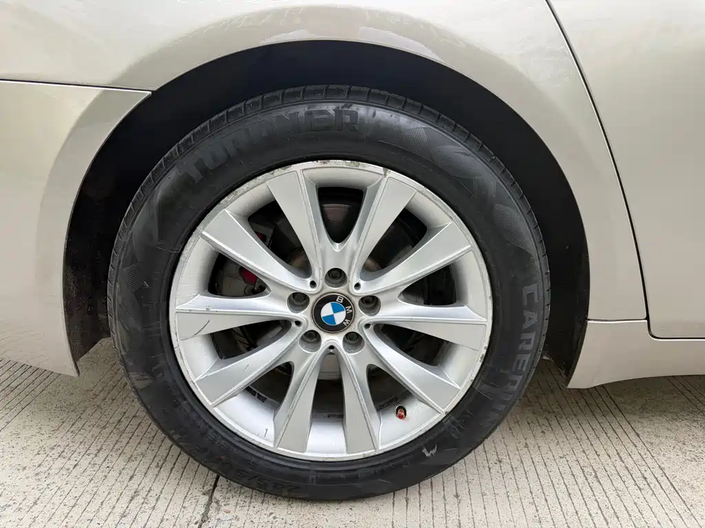 BMW 7 Series 2013 — фото 14