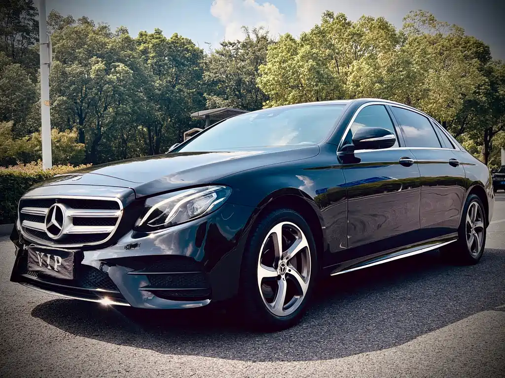 Mercedes-Benz E-Class 2017 — фото 1