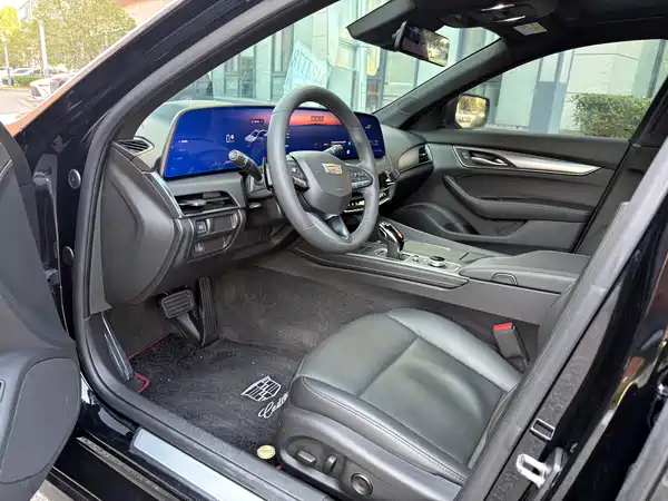 Cadillac CT5 2024