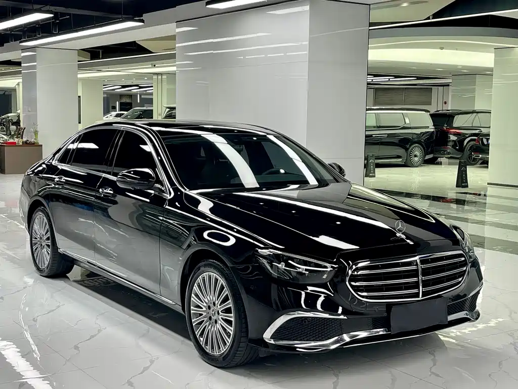 Mercedes-Benz E-Class 2021