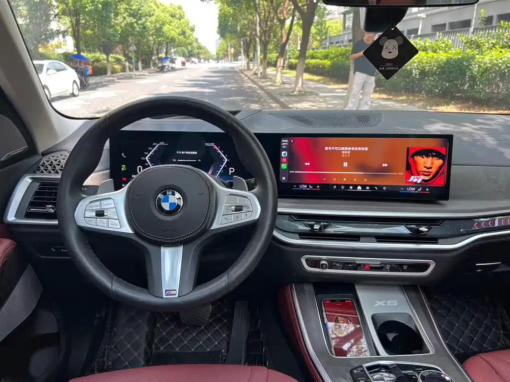 BMW X5 2025 — фото 16