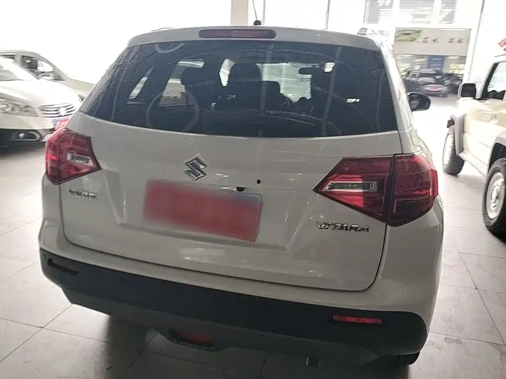 Suzuki Vitara 2018 — фото 6