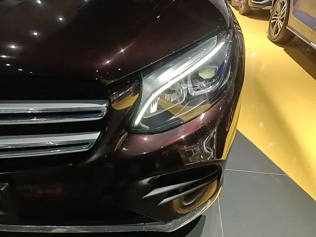 Mercedes-Benz GLC 2019 — фото 24