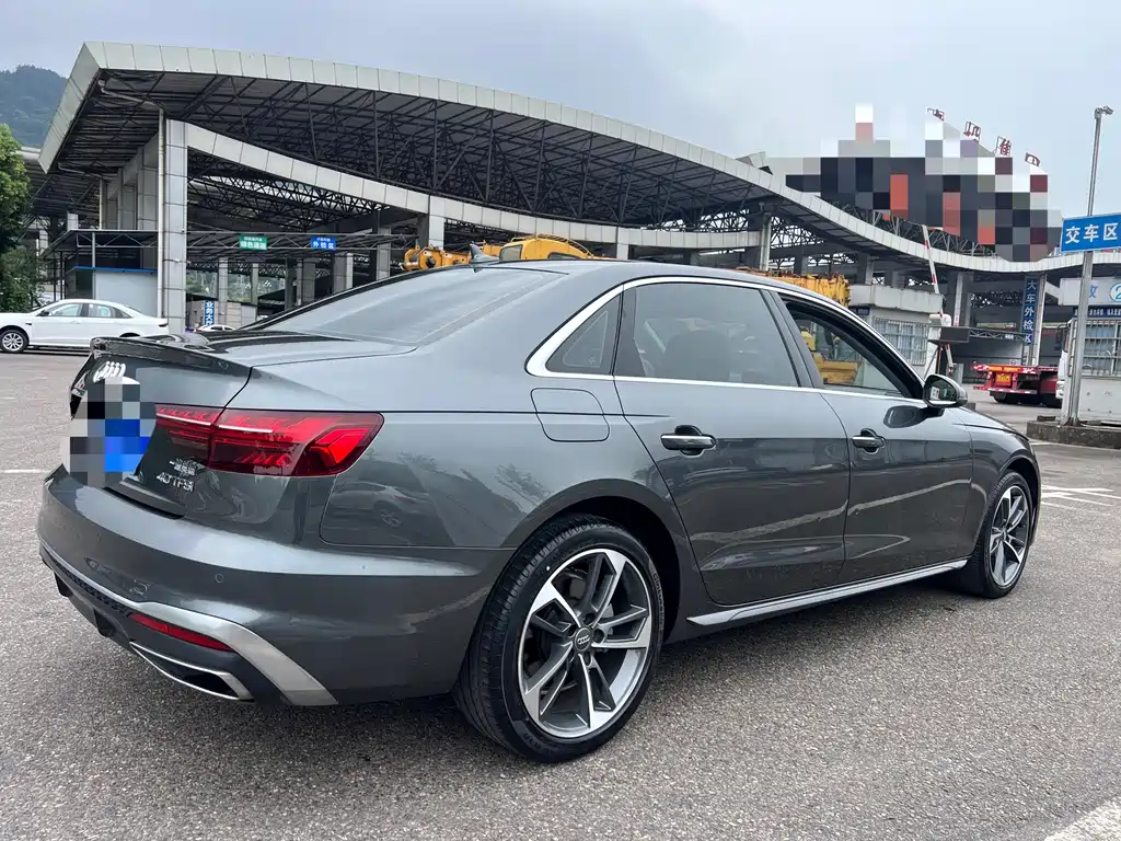 Audi A4L 2020 — фото 9