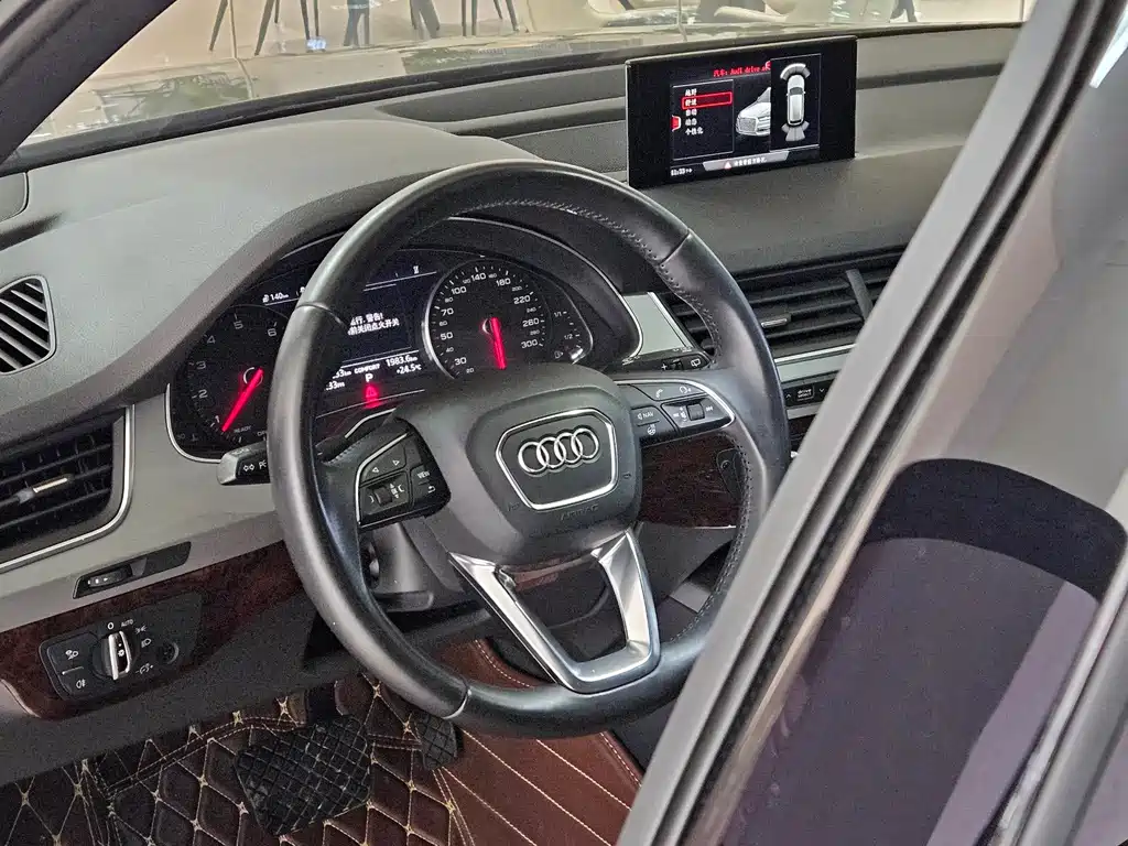 Audi Q7 2016 — фото 9