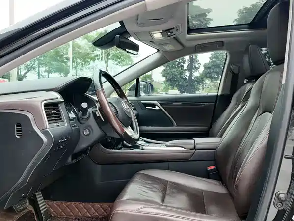 Lexus RX 2020