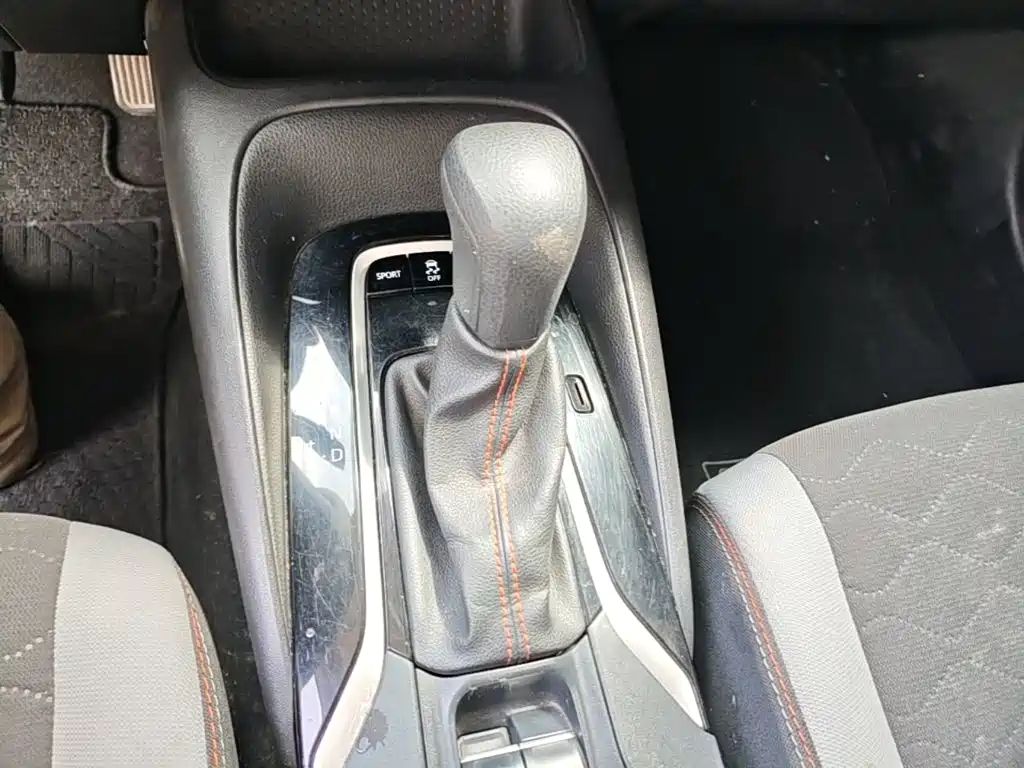 Toyota Corolla 2023 — фото 14