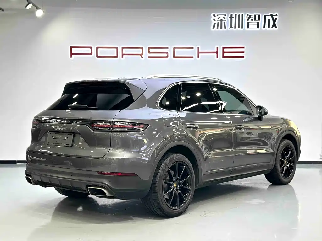 Porsche Cayenne 2019 — фото 7