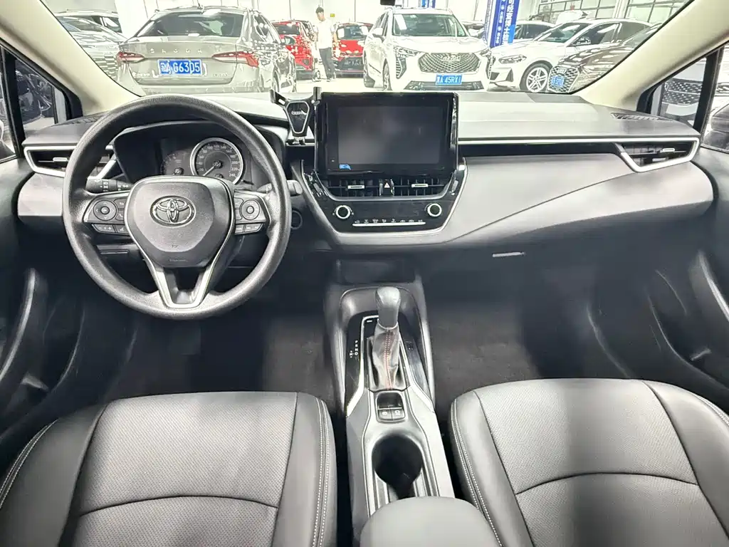 Toyota Corolla 2021 — фото 19