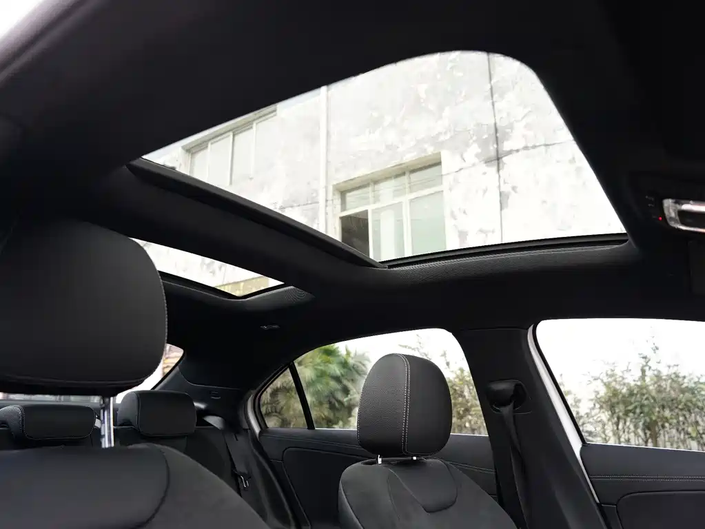 Mercedes-Benz A-Class 2023 — фото 14