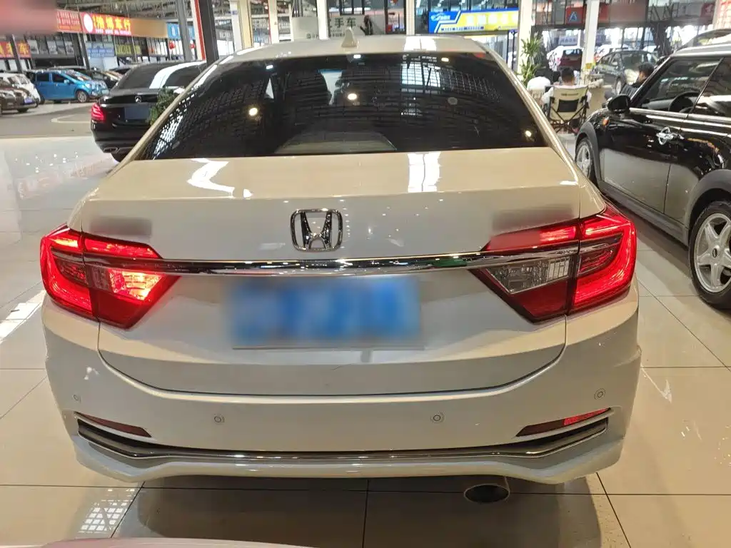 Honda Crider 2017