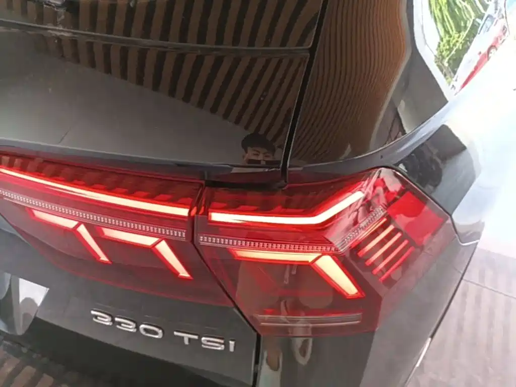 Volkswagen Tiguan L 2022 — фото 8