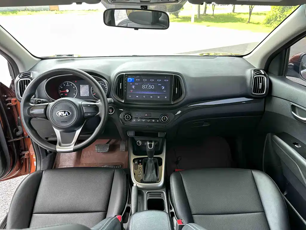 Kia KX3 Proud Running 2015 — фото 12