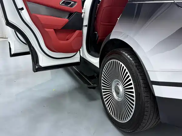 Land Rover Range Rover Velar 2019