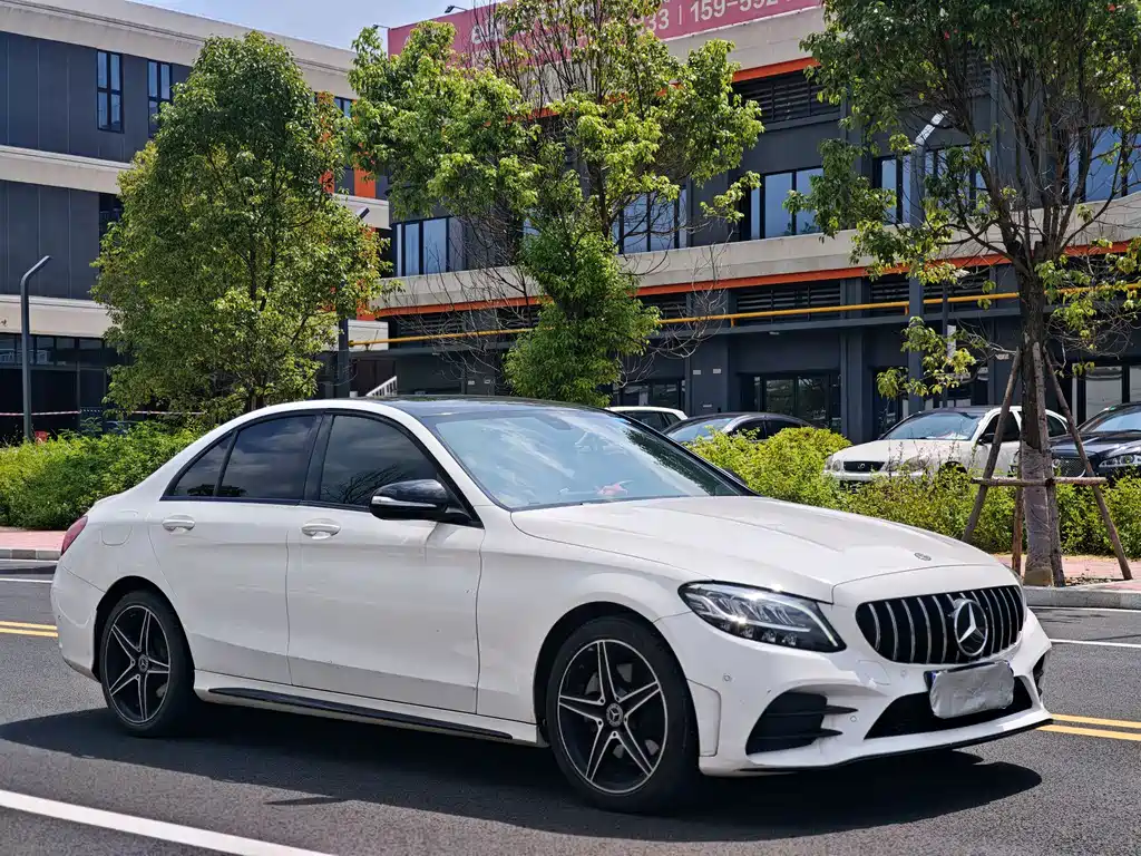 Mercedes-Benz C-Class 2020