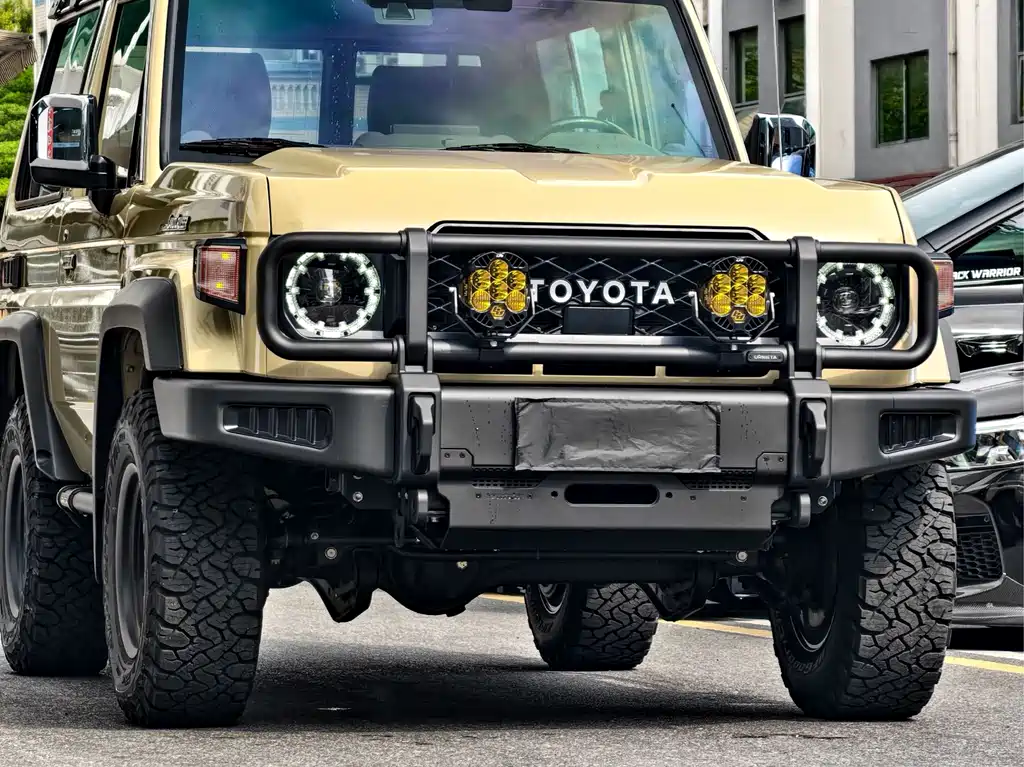 Toyota FJ Cruiser 2025 — фото 3