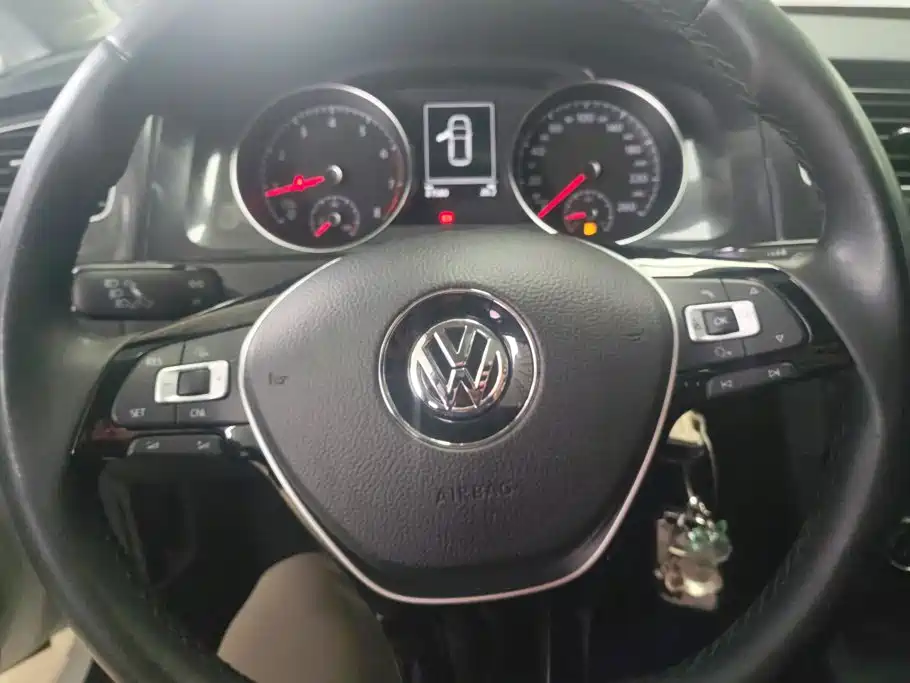 Volkswagen Golf 2018 — фото 15