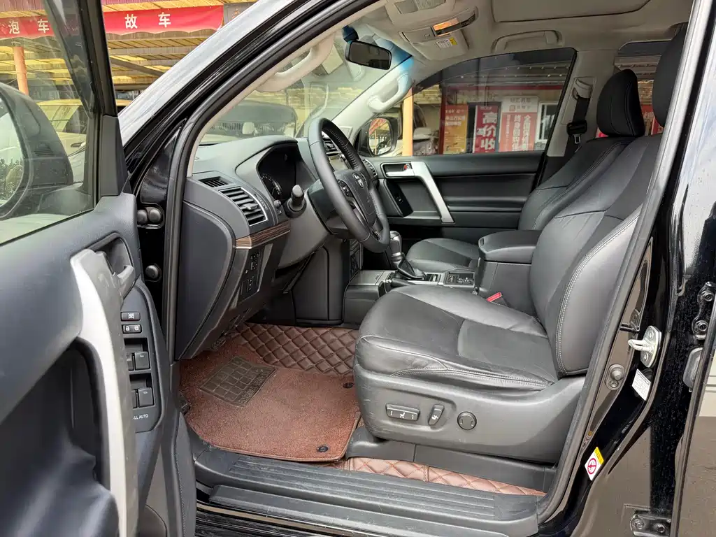 Toyota Prado 2018 — фото 10
