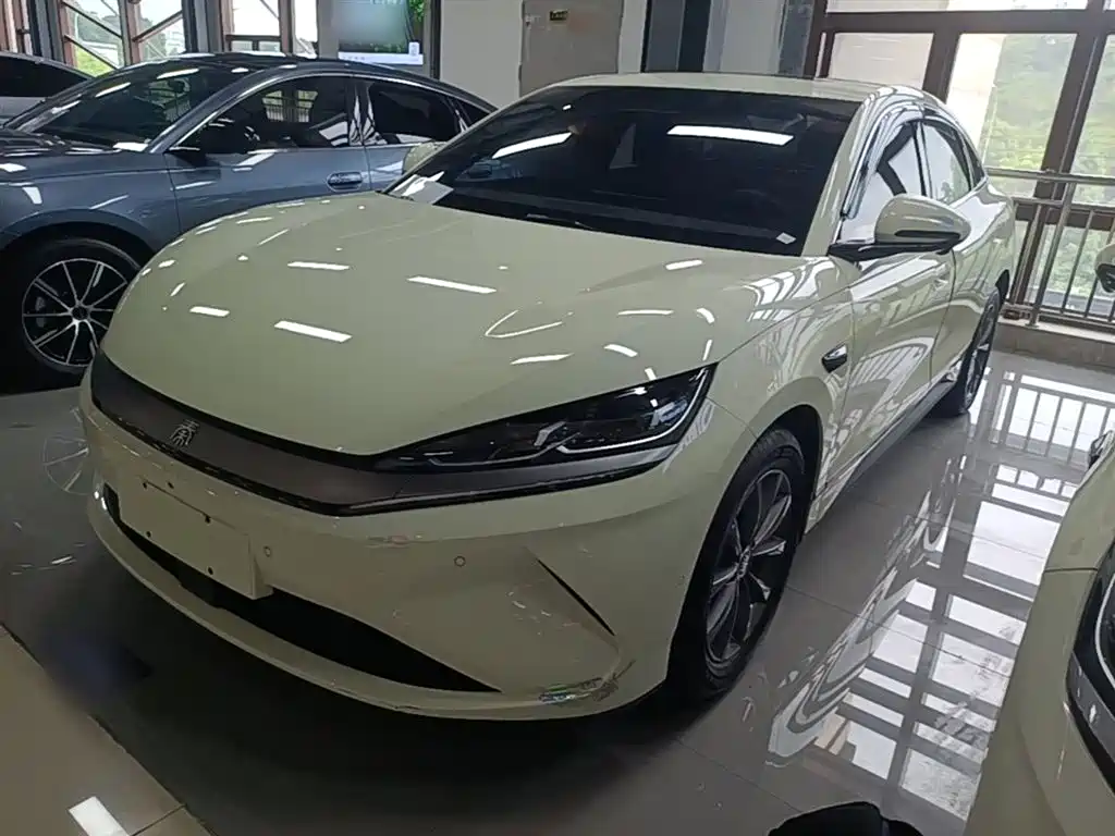 BYD Qin L 2025 — фото 1