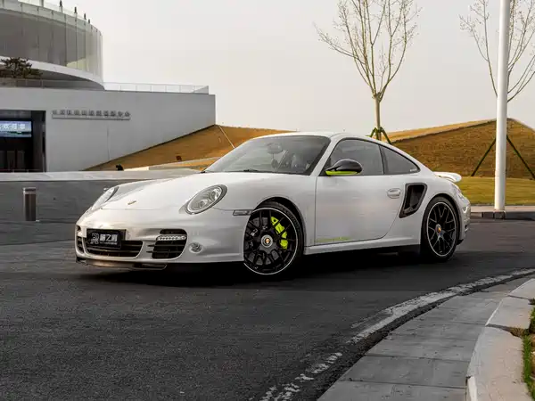 Porsche 911 2010