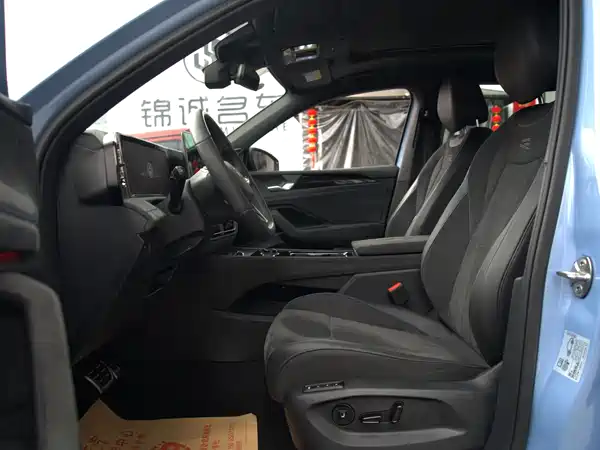 Volkswagen Tiguan L 2024