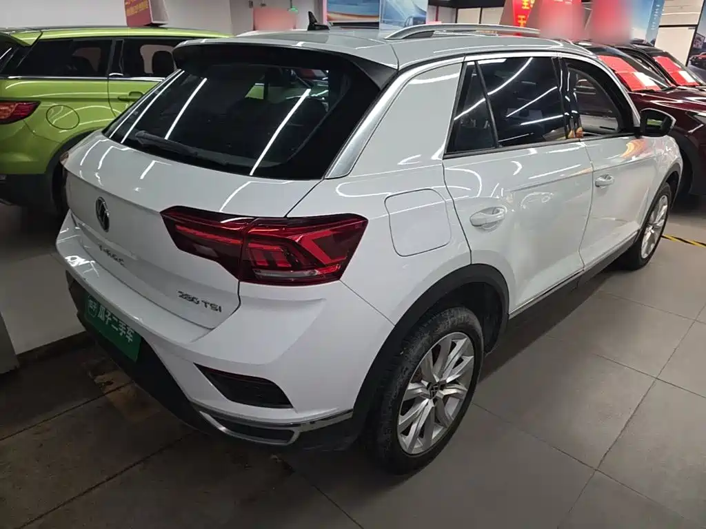 Volkswagen T-Roc 2023