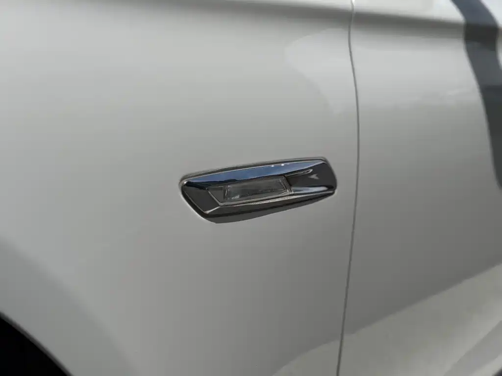 BMW 5 Series 2013 — фото 22