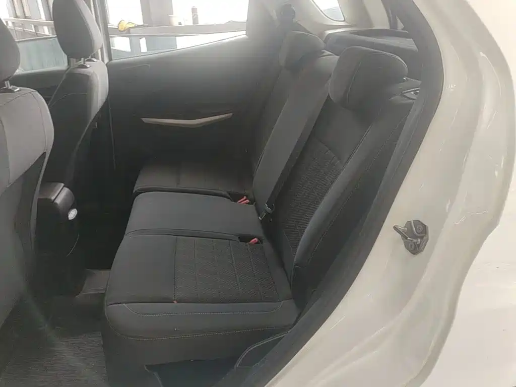 Ford EcoSport 2020 — фото 17