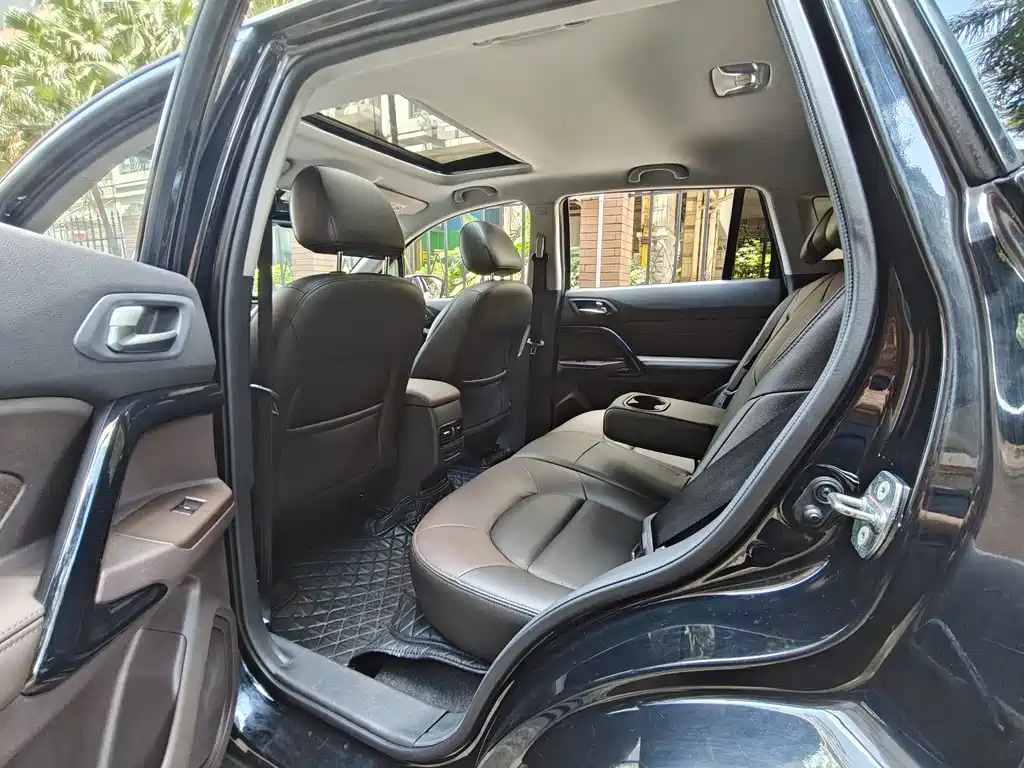 GAC Motor GS4 Hybrid 2019 — фото 17