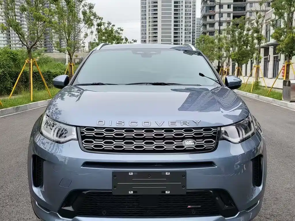 Land Rover Discovery Sport 2023 — фото 1