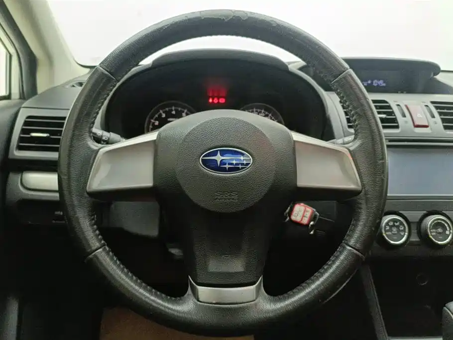 Subaru XV 2014 — фото 15
