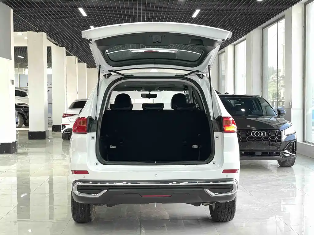 Haval M6 2023 — фото 17