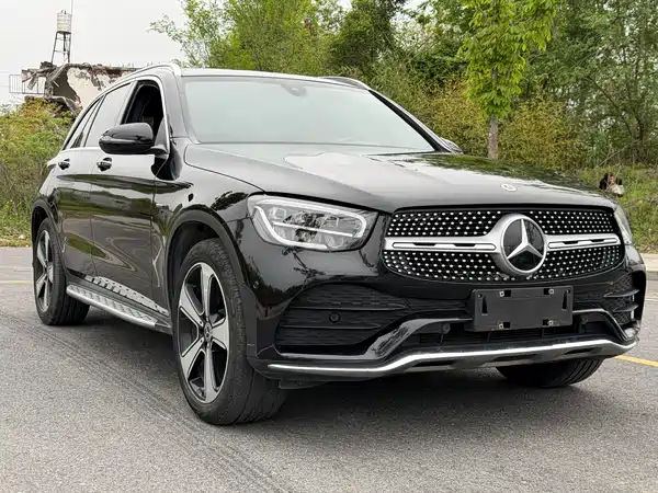 Mercedes-Benz GLC 2023