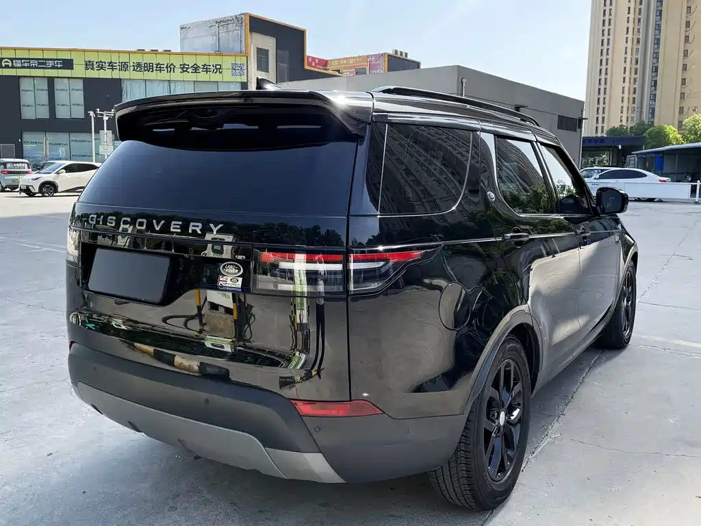 Land Rover Discovery 2020 — фото 12