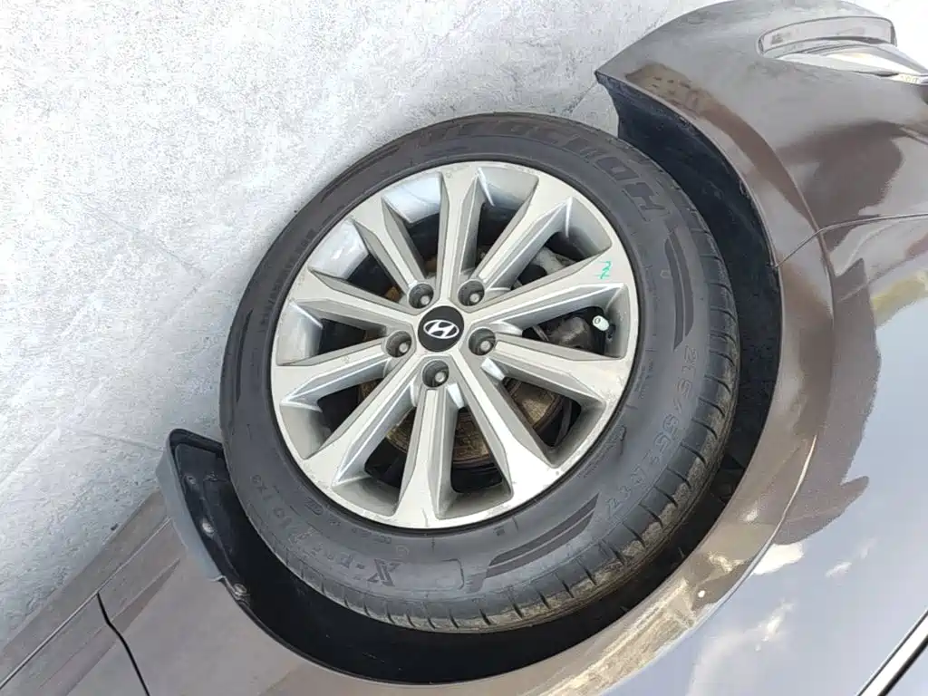 Hyundai Sonata 2016 — фото 23