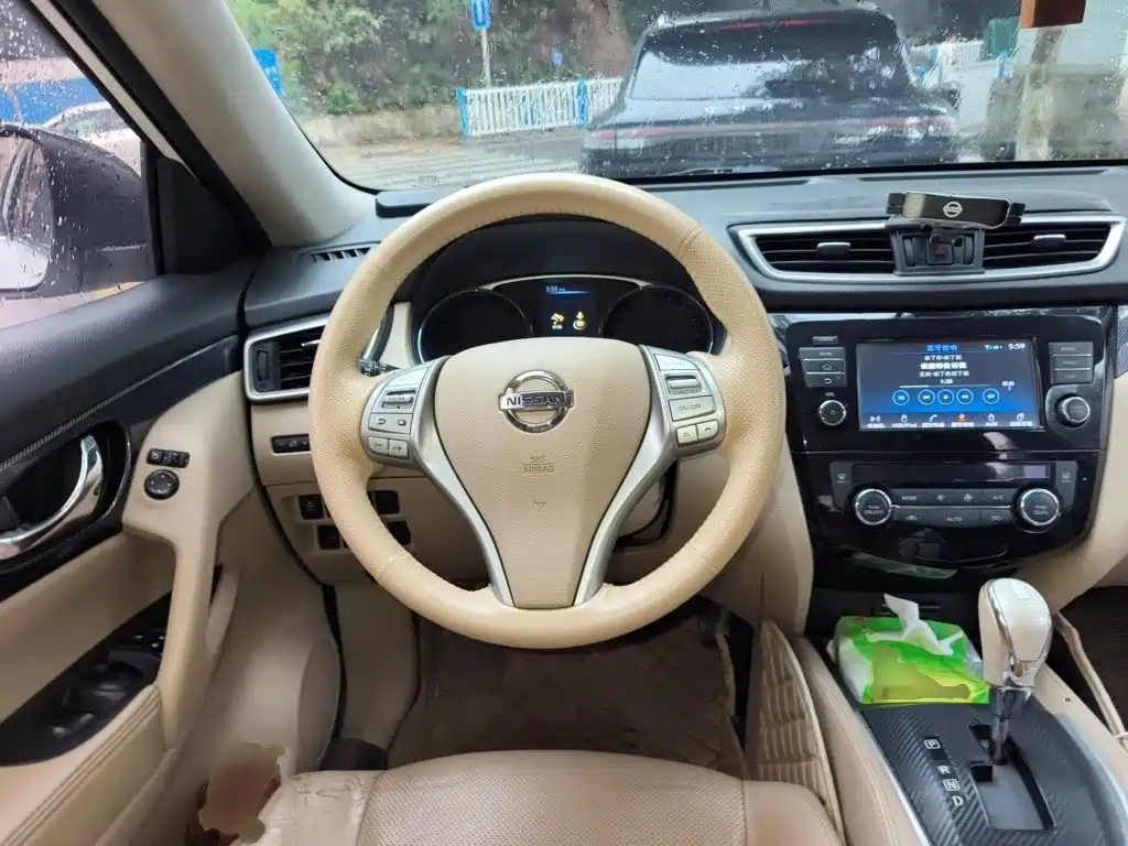 Nissan X-Trail 2015 — фото 3