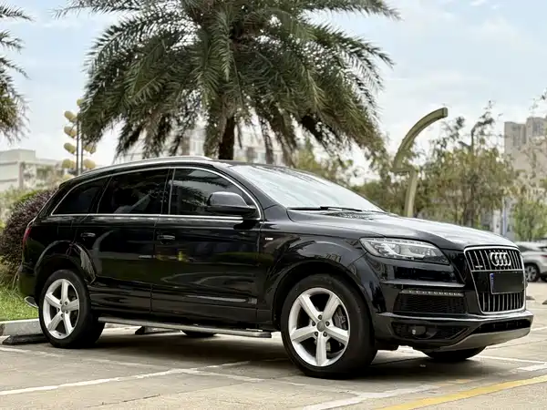 Audi Q7 2014