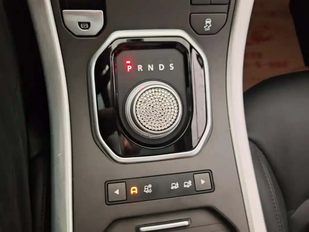 Land Rover Evoque 2016 — фото 14