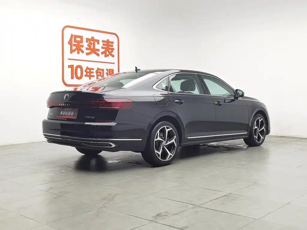 Volkswagen Passat 2024