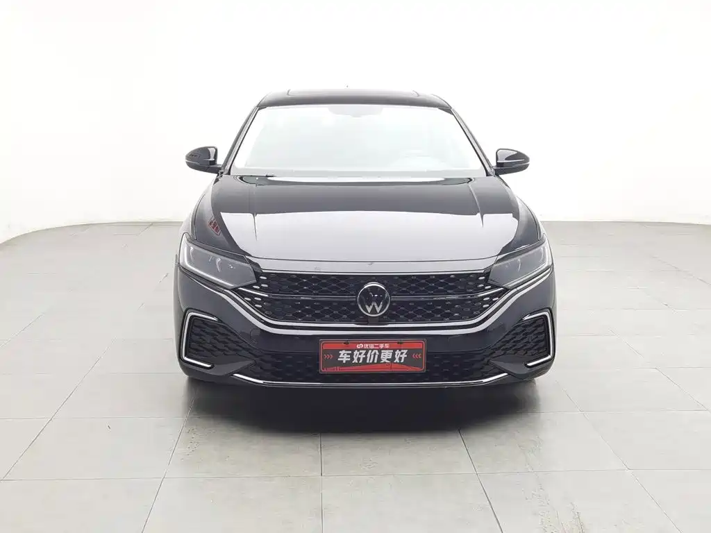 Volkswagen Passat 2024