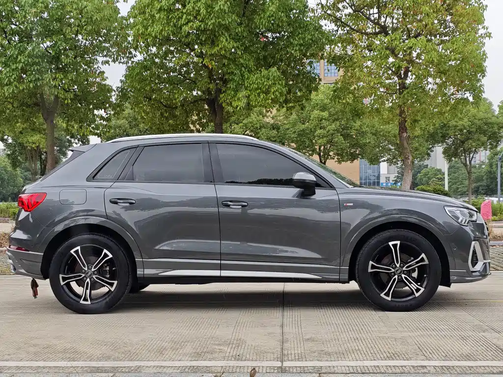 Audi Q3 2022
