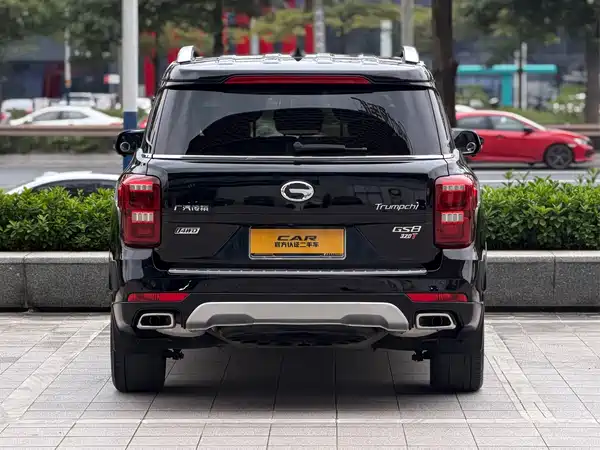 GAC Trumpchi GS8 2017