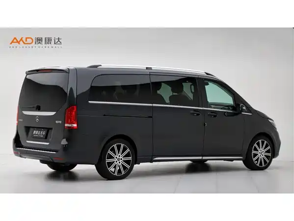 Mercedes-Benz V-Class 2024