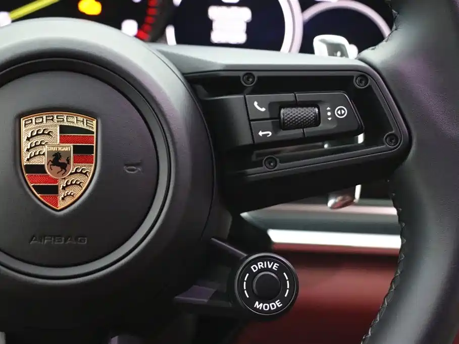 Porsche Panamera Hybrid 2023 — фото 19